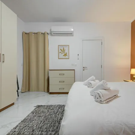 Apartament Stylish 3br Maisonette In Qawra Near The Seafront St. Paul's Bay