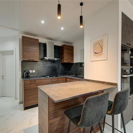 아파트 Stylish 3br Maisonette In Qawra Near The Seafront