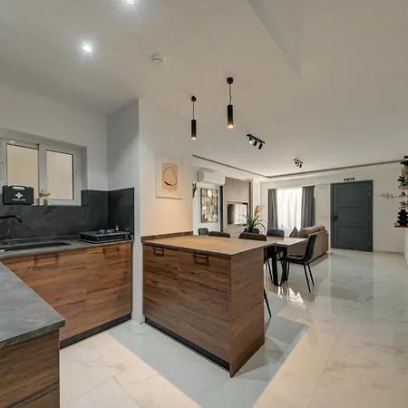 Stylish 3br Maisonette In Qawra Near The Seafront